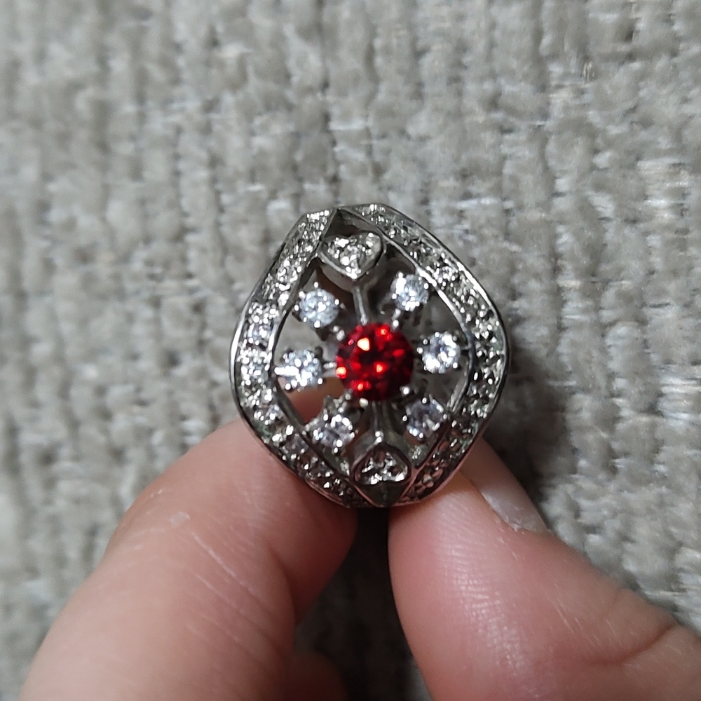 Cocktail Ring - Picture 5 of 6